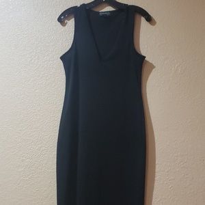 Deep V neck long dress sleeveless